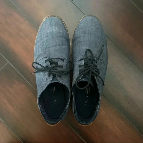 Size 11.5 Tom’s 's Navi Oxford Boat Shoe - Picture 4 of 6